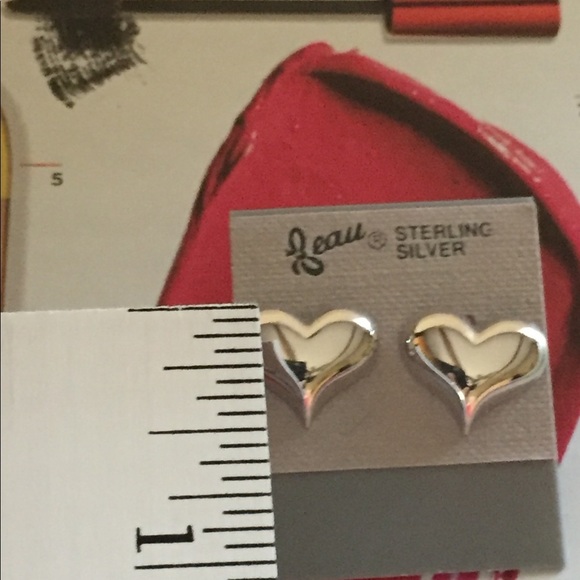 Sterling Silver Heart Earrings Pierced Brand New - Picture 6 of 7